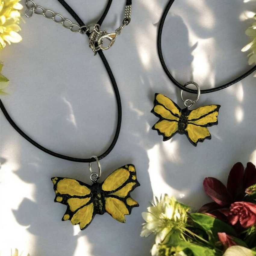 Комплект глинени колиета "Пеперуди"